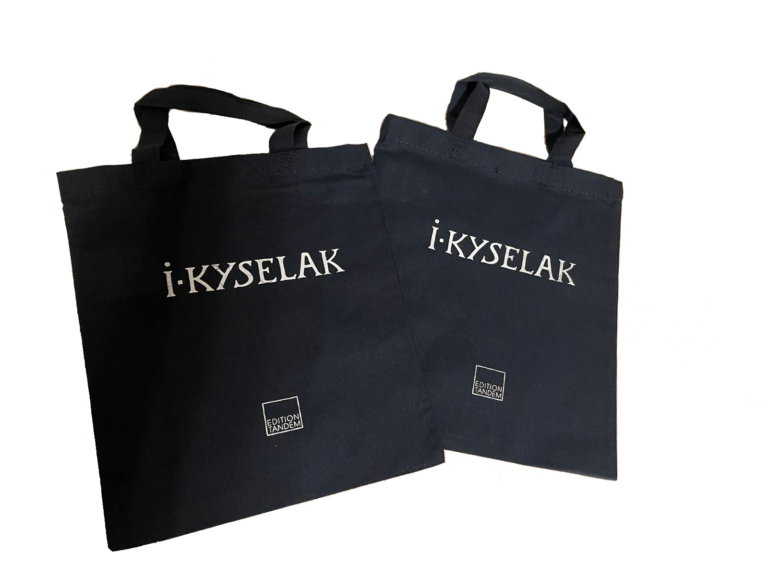 stofftaschen auf weiss