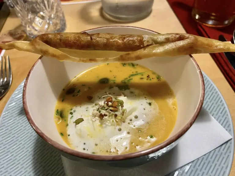 Kürbiscremesuppe beim Goldenen Löwen